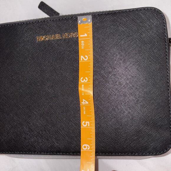 Michael Kors Jet Set Travel Large East/West Crossbody Purse Solid Black Leather - Picture 8 of 9